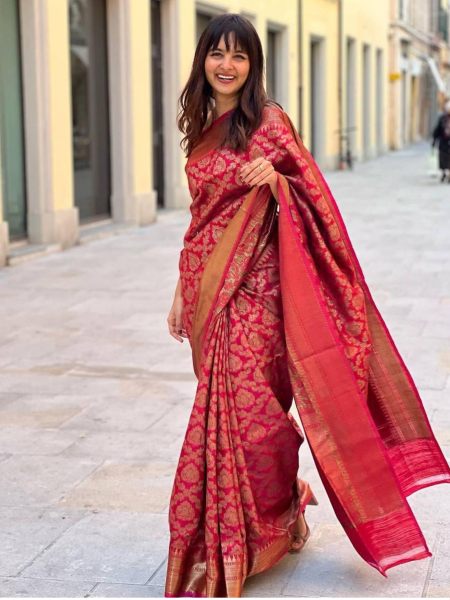 Designer Banarasi Soft Silk Saree With Golden Zari Weaving  
