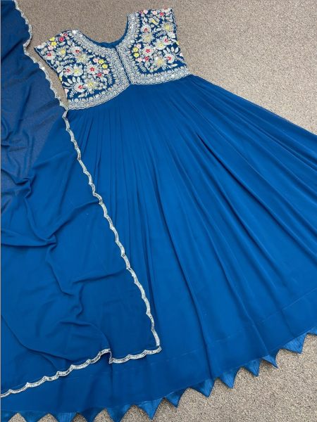 New Stylist Aliya Cut Gown With Dupatta 
