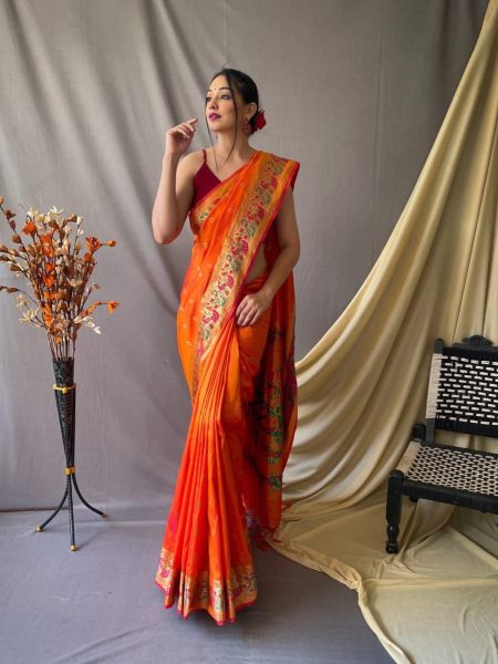 Pure Paithani Silk Saree With Paithani Rich Weaved Pallu  