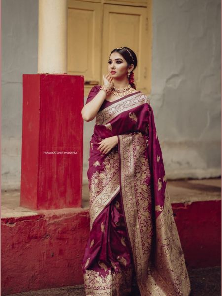 Purple Cotton Silk Banarasi Saree With Blouse 
