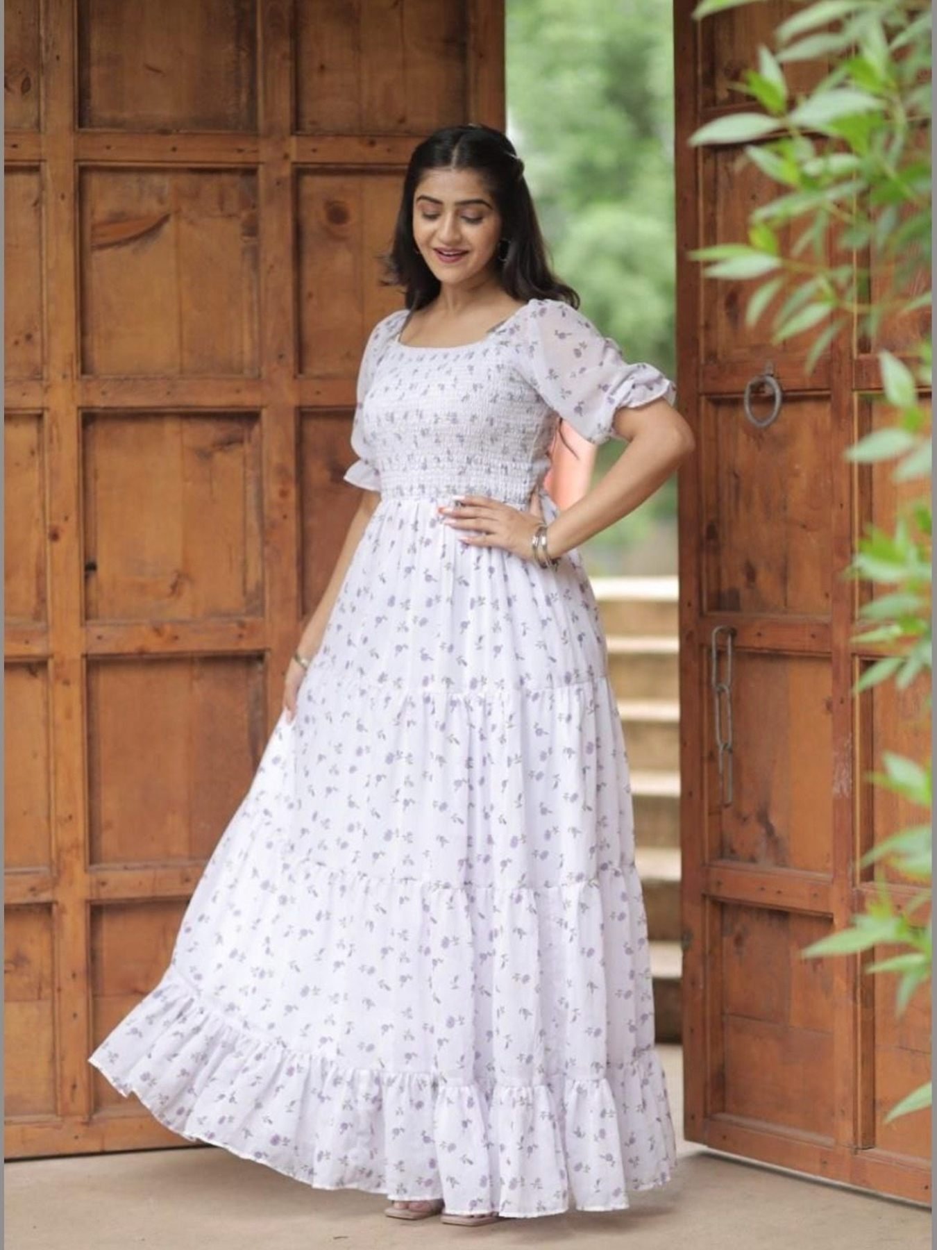 White Color Umbrella Flair a Anarkali Gown