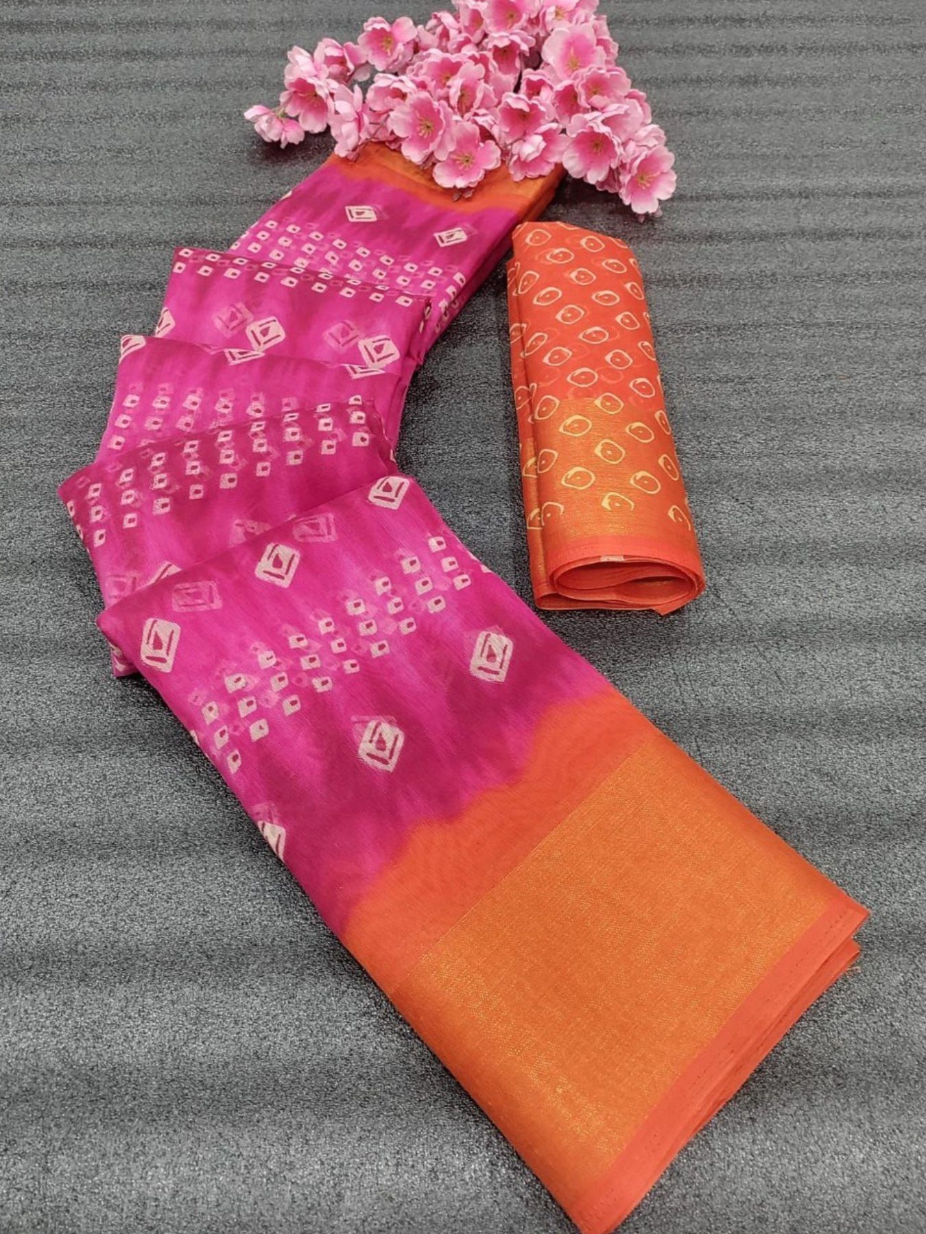 Meena Textile in jaipur - manufacturer Stylish Block Print Cotton Sarees,  Ladies Exclusive Cotton Dress Materials rajasthan