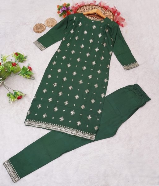 14kg Heavy Rayon Embroidery sequence with Codding kurti pant Kurti With Bottom Wholesale
