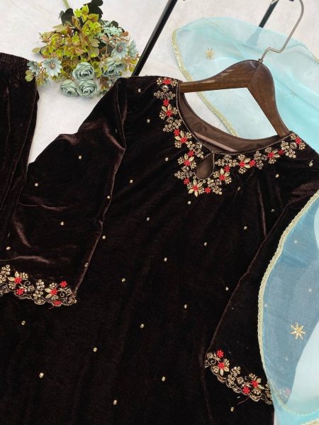 Adorable Heavy Velvet Suit Set and  Emboridery Sequence Work with organza Dupatta Ready To Wear Collection