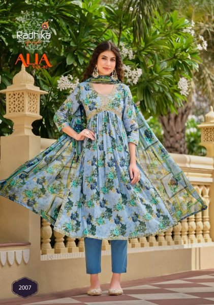 Alia Cut Embrodery Kurti Set 3 Piece Kurti Set