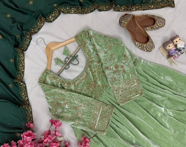 Alluring Velvet Embroidered Sequins Zari Gown with 3 Meter Flair and Dupatta Exporters Kurti With Dupatta Wholesale