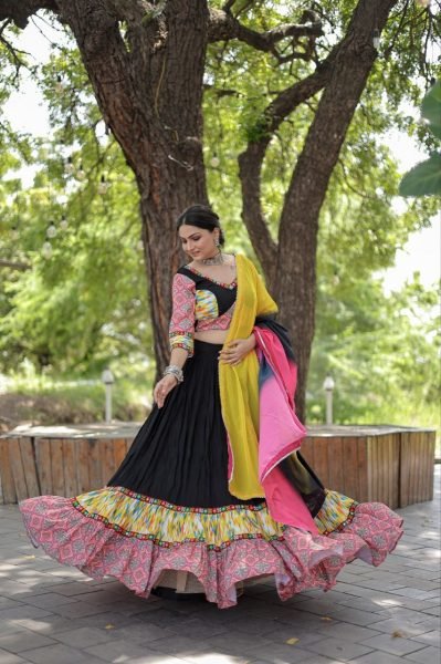 Attractive Reyon Lehenga Choli Dupatta Set Navratri Lehnega Choli