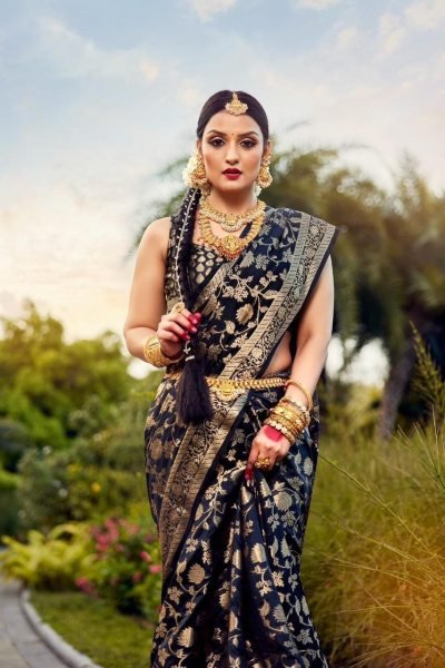 Beautiful Art Silk Jacquard Border Saree Silk Sarees Wholesale