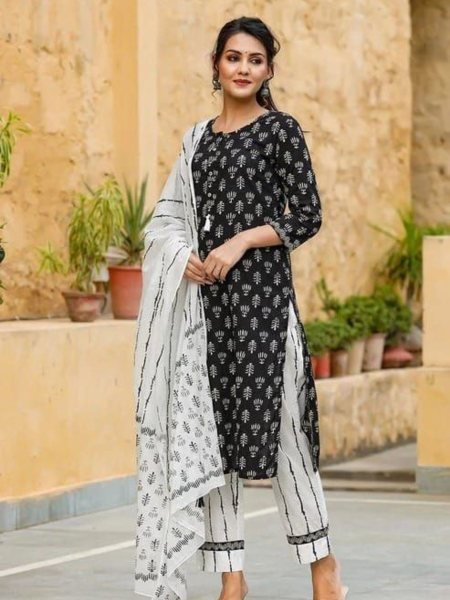 Beautiful Cotton Straight Suit Set With Dupatta  Kurti With Dupatta Wholesale