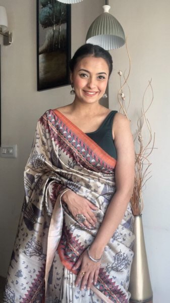 Beautiful Cream Soft Silk Saree with Kalamkari Prints Silk Sarees Wholesale