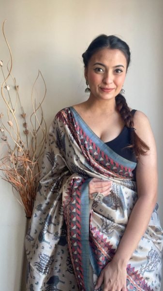 Beautiful Cream Soft Silk Saree with Kalamkari Prints Silk Sarees Wholesale