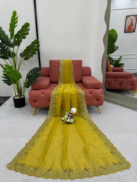 Beautiful Designer Yellow silk Saree With Mono Benglori Blouse Silk Sarees Wholesale