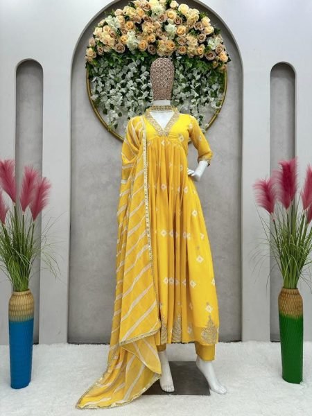 Beautiful Faux Georgette Gown Pant   Dupatta  3 Piece Kurti Set