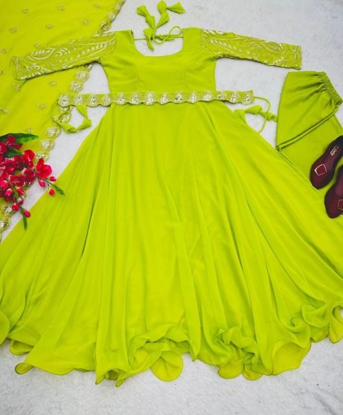 Beautiful Fox Georgette Anarkali gown Pant   Dupatta With Embroidery Work  3 Piece Kurti Set