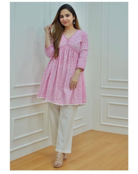 Beautiful Heavy Rayon Cotton Printed Kurti With Pant Kurti With Bottom Wholesale