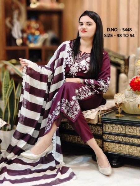 Beautiful Heavy Rayon Long Kurti Pant With  Chiffon Dupatta Jaipuri Cotton Kurtis Wholesale