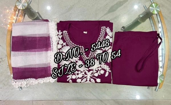 Beautiful Heavy Rayon Long Kurti Pant With  Chiffon Dupatta Jaipuri Cotton Kurtis Wholesale