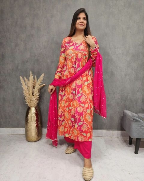  Beautiful  Pink Colour Muslin  Alia Cut Suit  3 Piece Kurti Set