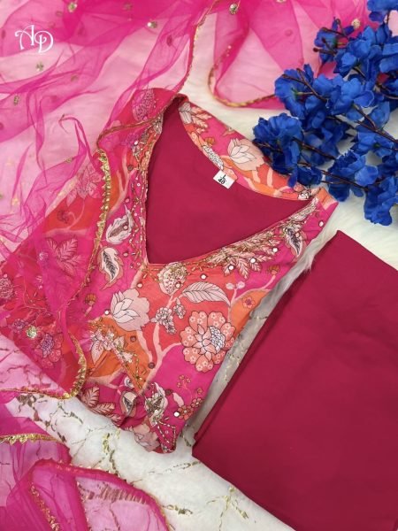  Beautiful  Pink Colour Muslin  Alia Cut Suit  3 Piece Kurti Set