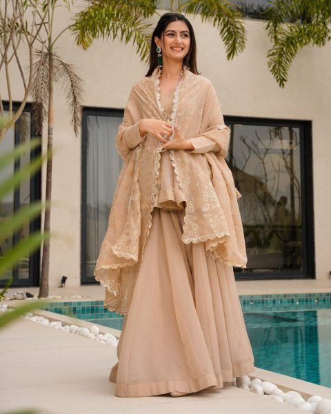 Beige Ready to Wear 3 Piece Anarkali Kurti Set Tabby Organza Fabric Mukesh Handwork Manufacturer in Surat  Anarkali Kurtis 