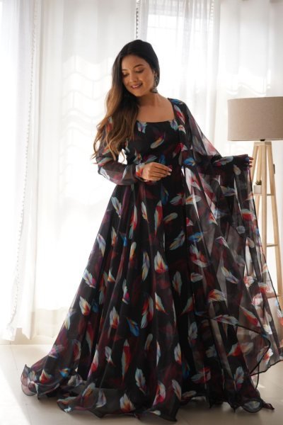 Black Anarkali Kurti With Digital Print 3 Piece Kurti Set