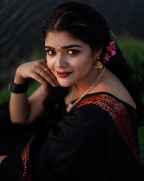 Black Banarasi Soft Silk Saree  Banarasi Saree Wholesale