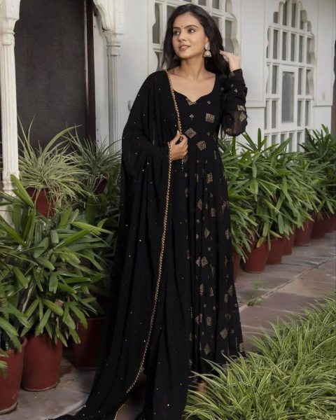 Black Color Fox Georgette Gold Print Kurti With Dupatta  Kurti With Dupatta Wholesale