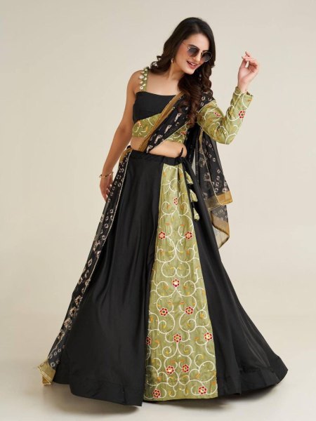 Black Color Navratri Special Stylish Lehenga Choli  Navratri Lehnega Choli