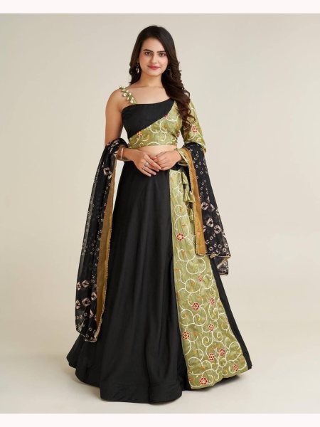 Black Color Navratri Special Stylish Lehenga Choli  Navratri Lehnega Choli