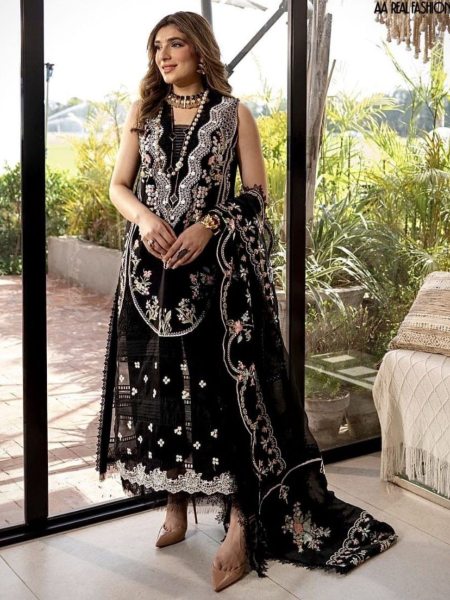 Black Color Pure Fox Georgette Embroidered Pakistani Suits Pakistani Suits Wholesale