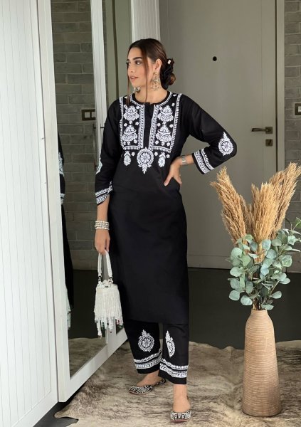 Black Color Rayon Cotton Kurti With Pant  Kurti With Bottom Wholesale