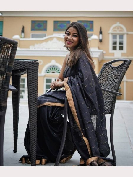 Black Color Soft Linen Slub  Saree  Linen Sarees Wholesale