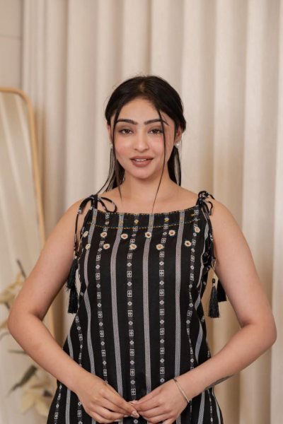 black cotton spaghetti kurti mirror and katha work sleeveless top for women Kurti With Bottom Wholesale