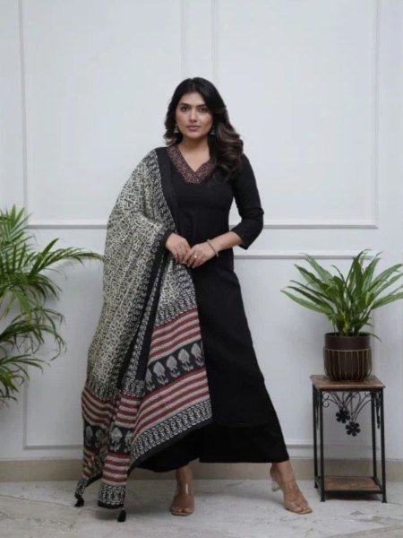 Black Embroidered Parmpara Fabric Kurti Set with Bottom   Dupatta Ready to Wear 3 Piece Suit for Women at Best Price 