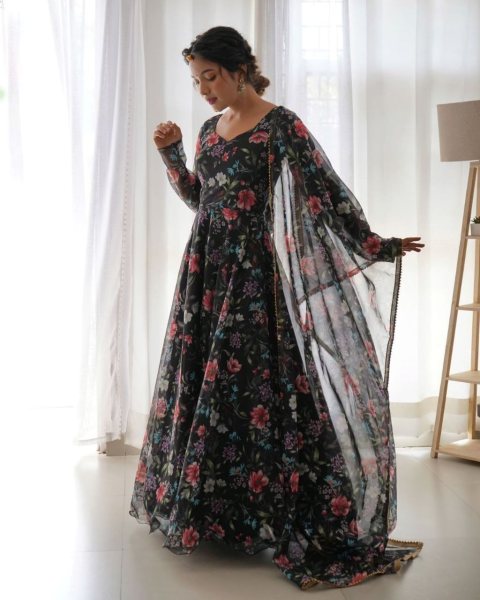 Black Flower  Print Georgette Anarkali With Duppta Collection Plus Size Kurti / Gown