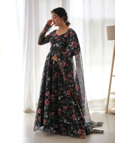 Black Flower  Print Georgette Anarkali With Duppta Collection Plus Size Kurti / Gown