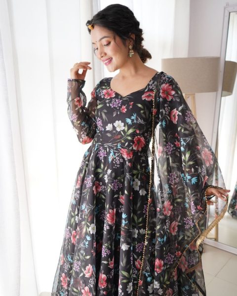 Black Flower  Print Georgette Anarkali With Duppta Collection Plus Size Kurti / Gown