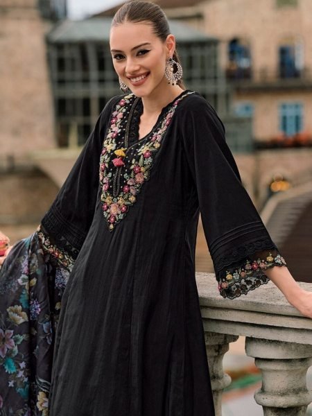 Black Muslin Silk Kurta Set with Sequin Embroidery   Organza Dupatta Perfect for Celebrations 3 Piece Kurti Set
