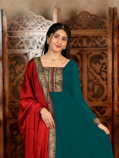 Bottle Green Vichitra Silk Suit with Jacquard Border Dupatta for Premium Wholesale Buyers
