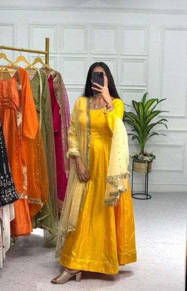 Bridesmaids Designer Anarkali Frock Gowns With Heavy Net Duppata  Ready To Wear Collection
