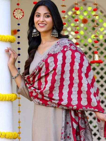 Buy women casual wear rayon kurti set with printed rayon blend dupatta  3 Piece Kurti Set