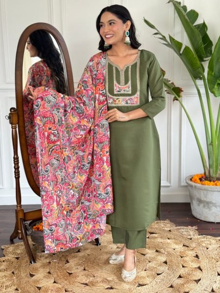Chanderi Graceful Partywear  Suit With  Festive Embroidery Work 3 Piece Kurti Set