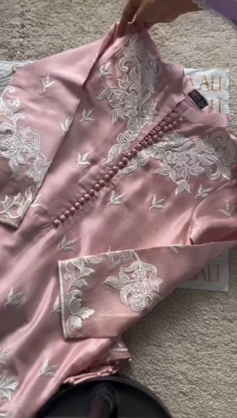 Charming Blush Jam Satin Kurti Pant With Dupatta 3 Piece Kurti Set