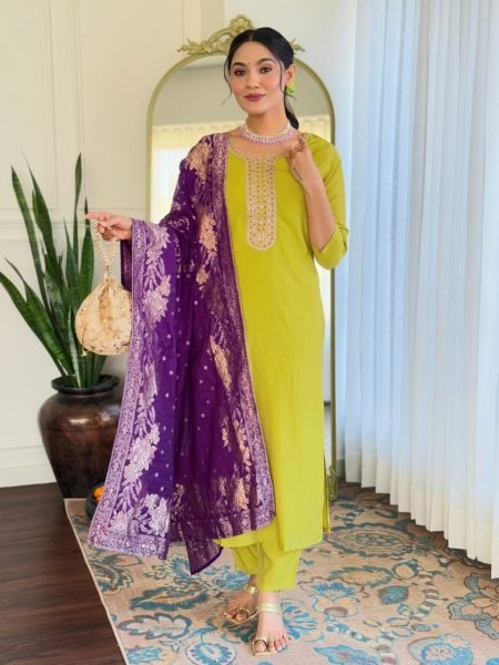 Chic Lime Green Embroidered Kurti Set with Jacquard Dupatta At Wholesale Price 3 Piece Kurti Set