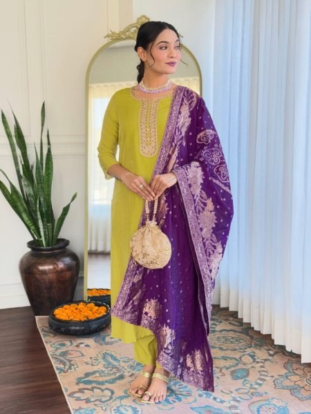 Chic Lime Green Embroidered Kurti Set with Jacquard Dupatta At Wholesale Price 3 Piece Kurti Set
