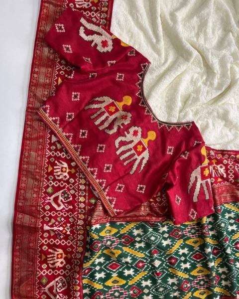 Chikankari Lucknowi Chikankari Georgette Saree with Patola Foil Border & Dual Blouse Georgette Sarees Wholesale