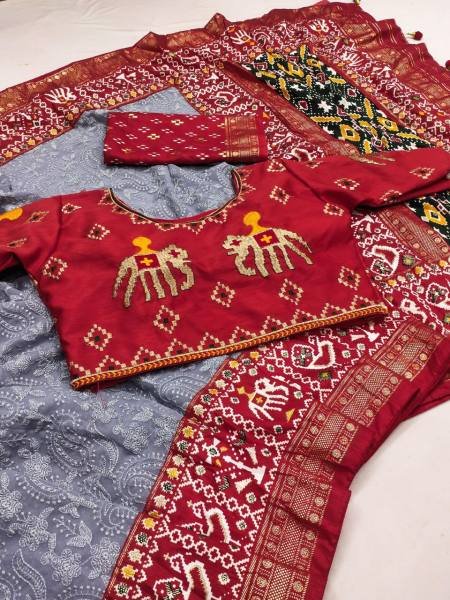 Chikankari Lucknowi Chikankari Georgette Saree with Patola Foil Border & Dual Blouse Georgette Sarees Wholesale