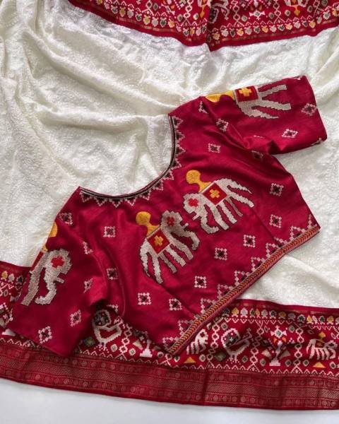 Chikankari Lucknowi Chikankari Georgette Saree with Patola Foil Border & Dual Blouse Georgette Sarees Wholesale