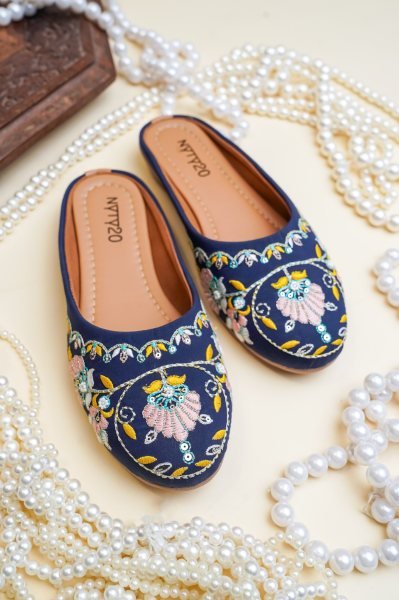 classic black jutti with colorful thread work soft comfort slip ons Fashion Accessories Wholesale
