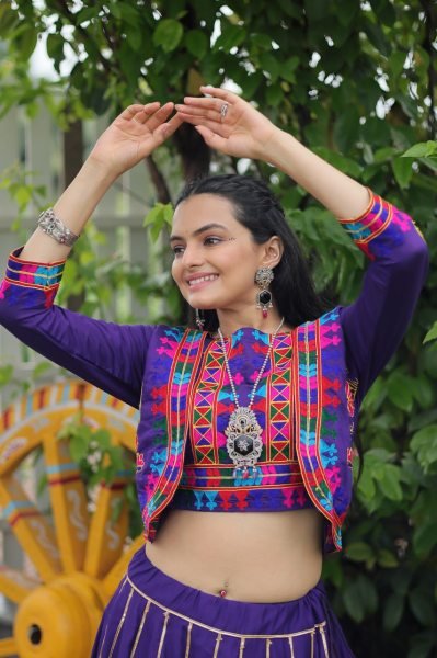 Colorful Gamthi Embroidery Navratri Lehenga Set Export Quality Navratri Lehnega Choli